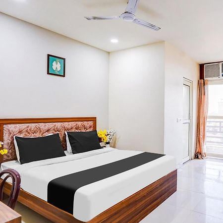 Super Collection O Sector 104 Noida Hotell Eksteriør bilde