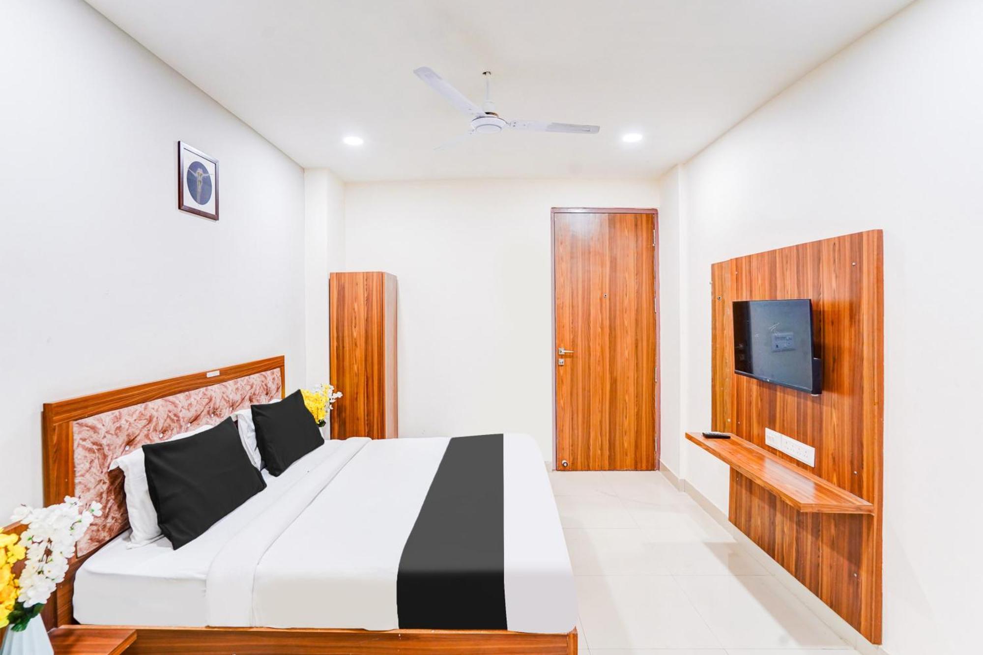 Super Collection O Sector 104 Noida Hotell Eksteriør bilde