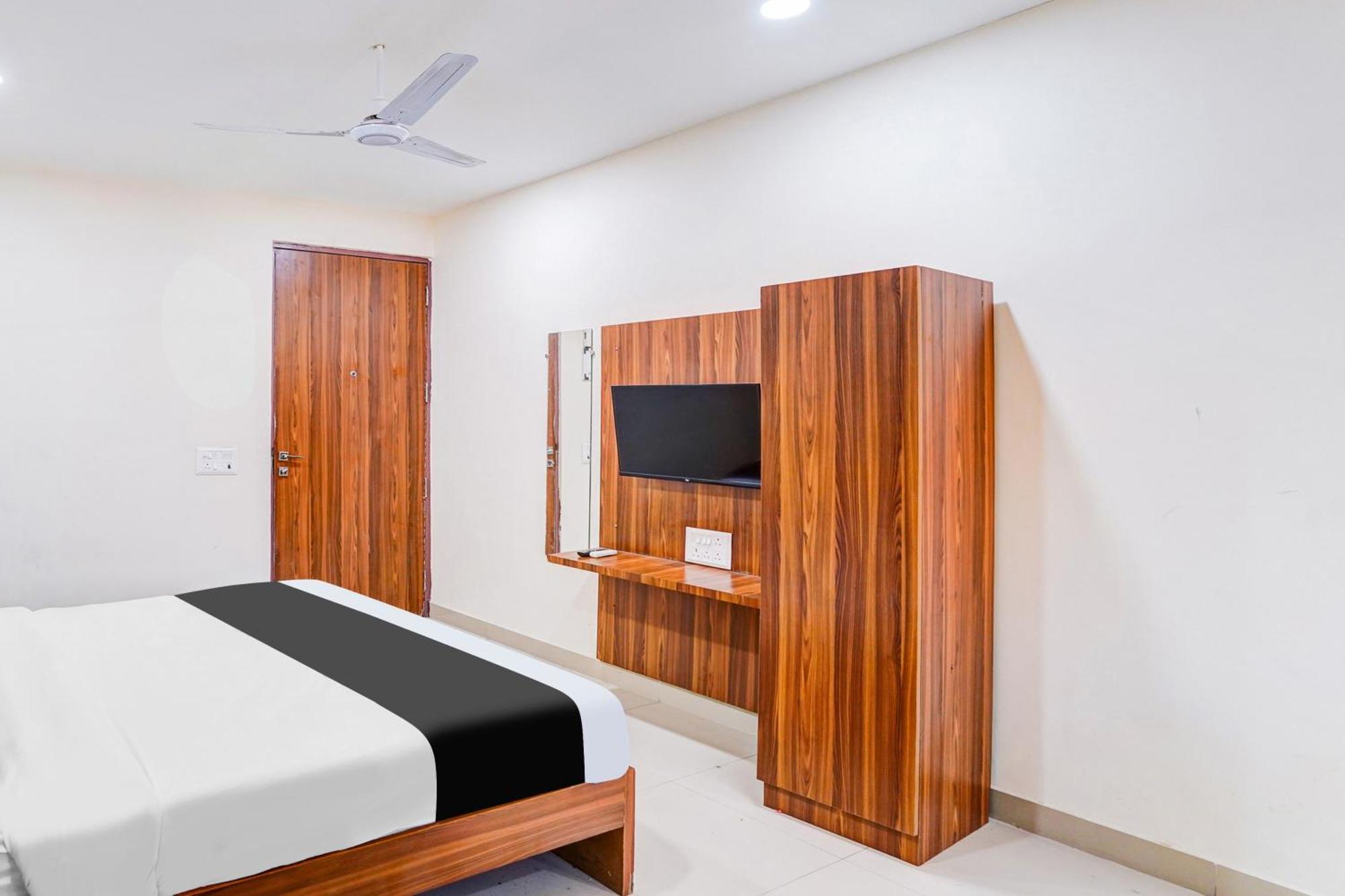 Super Collection O Sector 104 Noida Hotell Eksteriør bilde