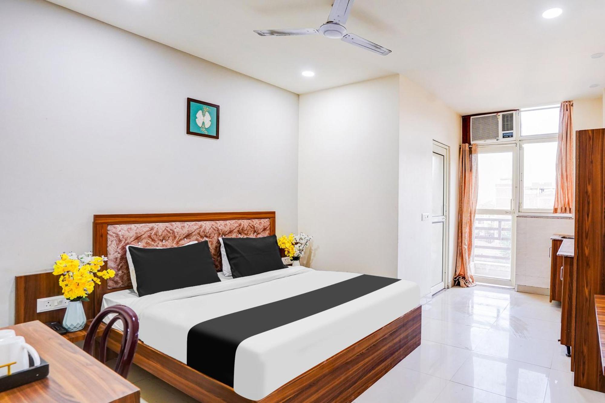 Super Collection O Sector 104 Noida Hotell Eksteriør bilde